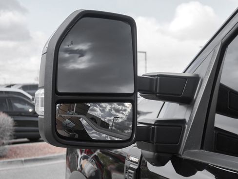 Used 2025 Ford F250 Lariat w/ Lariat Ultimate Package image 15