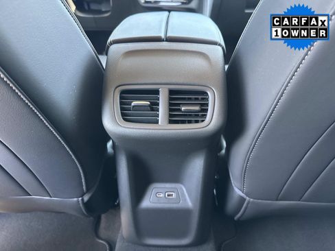 Used 2023 Buick Envision Essence AWD/4WD image 18