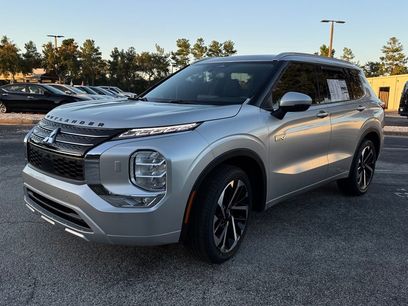 New 2025 Mitsubishi Outlander SEL