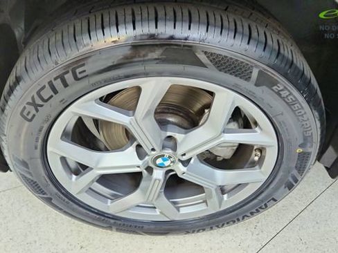 Used 2025 BMW X4 xDrive30i AWD/4WD image 59