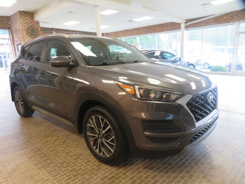 Used 2020 Hyundai Tucson SEL w/ Cargo Package FWD image 3