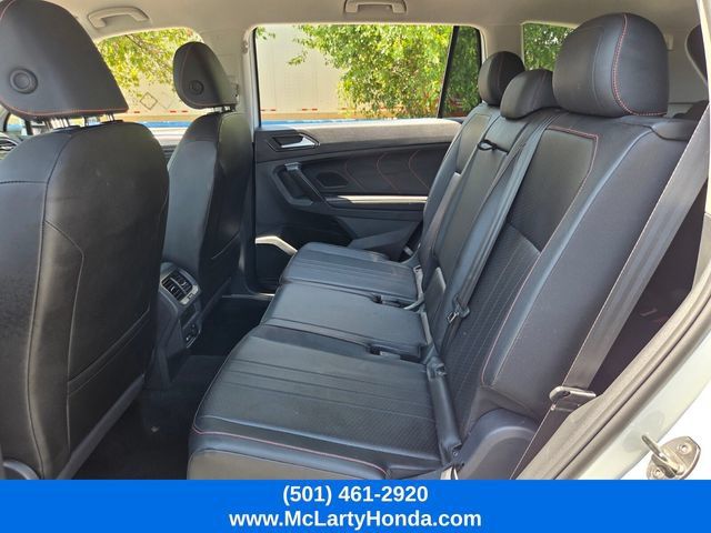 Used 2024 Volkswagen Tiguan Wolfsburg Edition FWD image 12