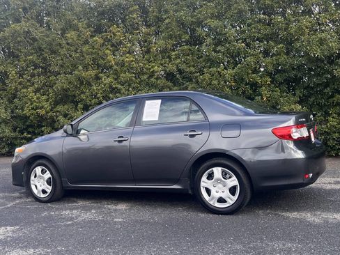 Used 2013 Toyota Corolla LE Special Edition image 5