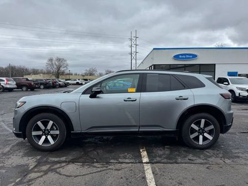 Used 2024 Honda Prologue Touring image 3