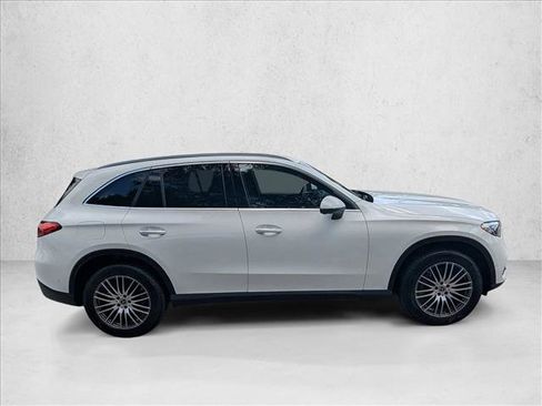 Certified 2026 Mercedes-Benz GLC 300 image 4