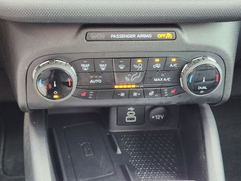 Used 2024 Ford Bronco Sport Outer Banks w/ Tech Package AWD/4WD image 18