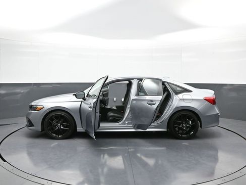 Used 2024 Honda Civic Sport image 40