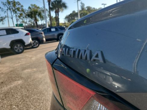 Certified 2025 Nissan Altima 2.5 S image 8