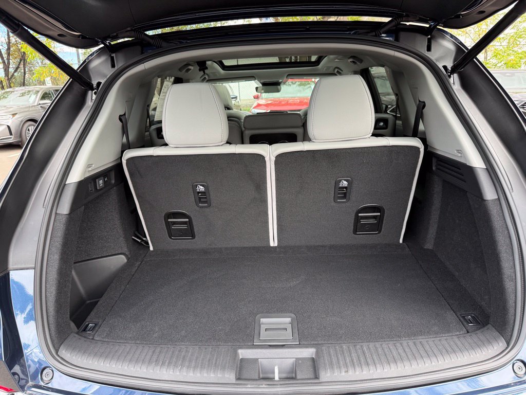 Certified 2026 Acura MDX w/ Technology Package AWD/4WD image 16