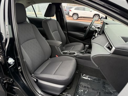 Used 2024 Toyota Corolla LE image 22
