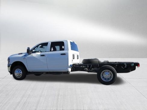 New 2026 RAM 3500 Tradesman w/ Chrome Appearance Group image 6
