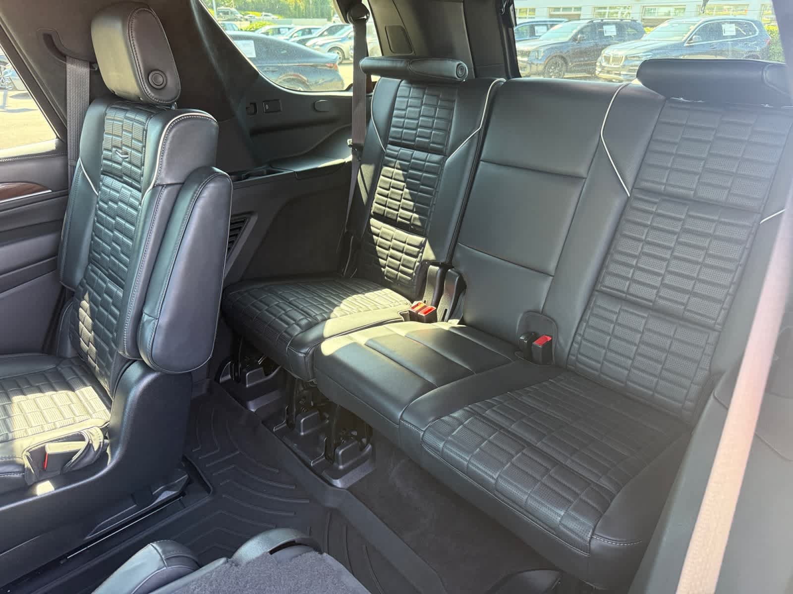 Used 2023 Cadillac Escalade Sport Platinum AWD/4WD image 12