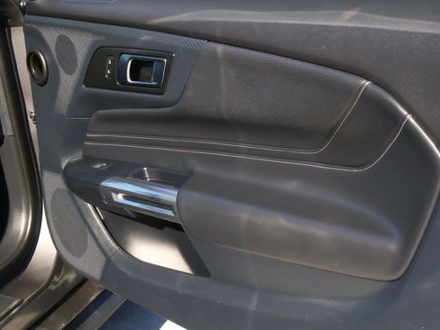 Used 2024 Ford Mustang GT Premium image 13