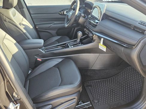 New 2026 Jeep Compass Latitude image 15