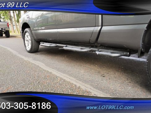 Used 2021 Nissan Titan SV w/ SV Convenience Package image 38