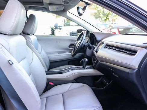 Used 2017 Honda HR-V EX-L image 15