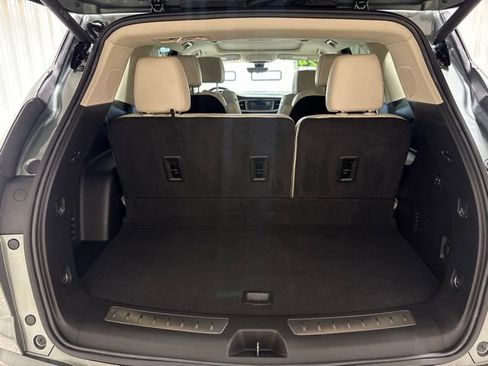 Used 2024 Buick Enclave Avenir w/ Trailering Package, 5000 lbs. AWD/4WD image 31