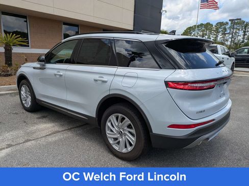 Certified 2026 Lincoln Corsair Premiere FWD image 4