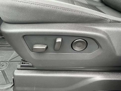 Certified 2026 Chevrolet Silverado 1500 Custom w/ Turbomax Blackout Package RWD image 14