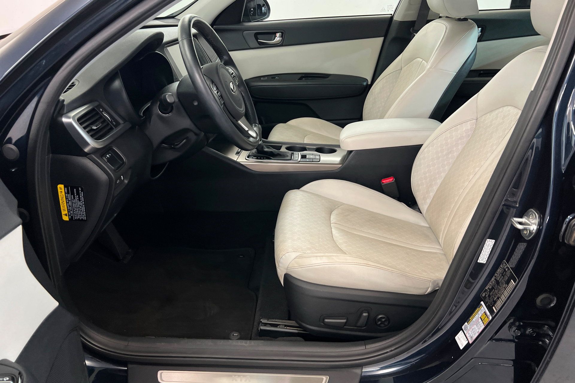 Used 2018 Kia Optima EX FWD image 17