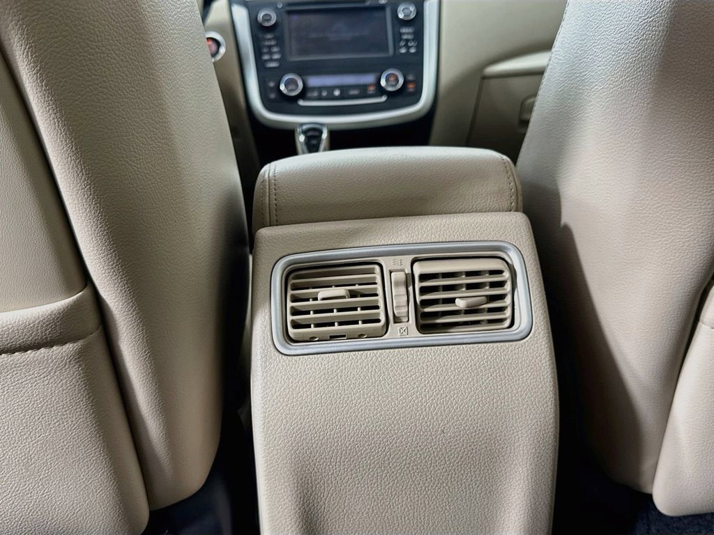 Used 2017 Nissan Altima 2.5 SL w/ 2.5 Technology Package FWD image 32