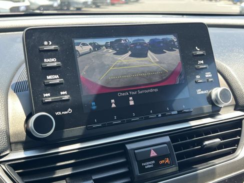 Certified 2020 Honda Accord LX image 13