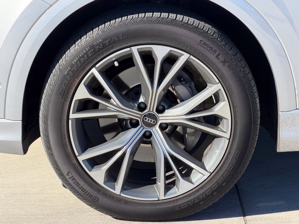 Used 2021 Audi Q8 Premium Plus w/ Premium Plus Package AWD/4WD image 13