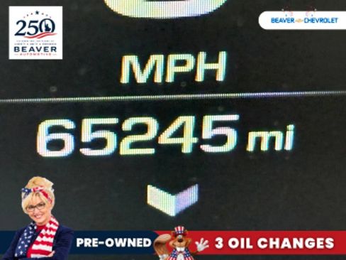 Used 2017 Chevrolet Camaro LT RWD image 37