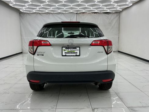Used 2020 Honda HR-V LX image 10