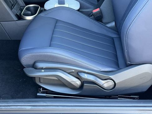 New 2025 MINI Cooper 2-Door Hardtop FWD image 11