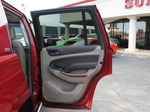 Used 2015 Chevrolet Tahoe LTZ AWD/4WD image 12