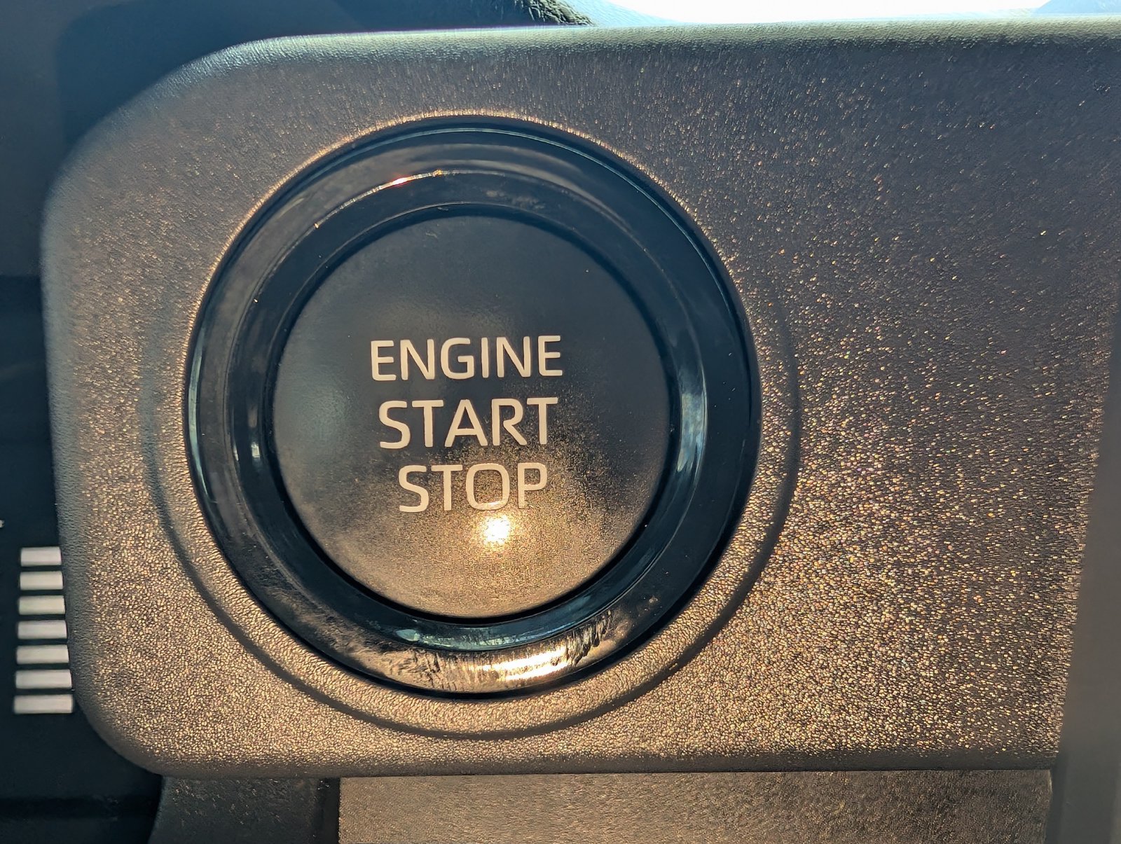 Used 2024 Toyota Tacoma SR AWD/4WD image 27