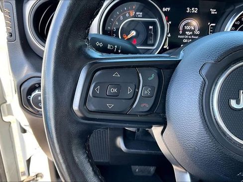 Used 2021 Jeep Gladiator Sport AWD/4WD image 10