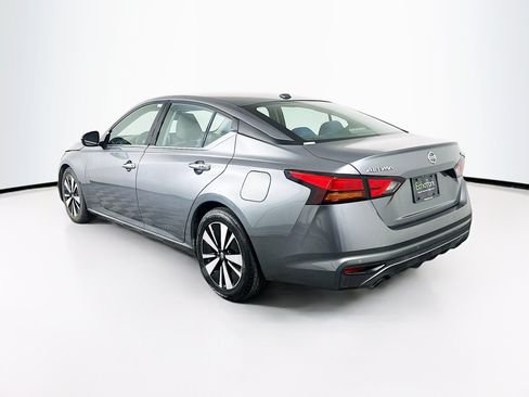 Used 2019 Nissan Altima 2.5 SV FWD image 5