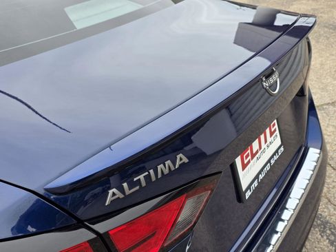 Used 2023 Nissan Altima 2.5 SR FWD image 35