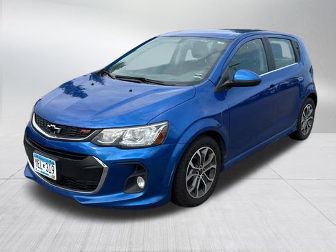 Used 2019 Chevrolet Sonic LT w/ Convenience Package FWD image 3