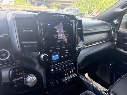 Used 2019 RAM 2500 Limited AWD/4WD image 23