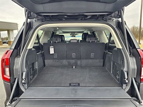 New 2026 Ford Expedition Max Platinum image 15