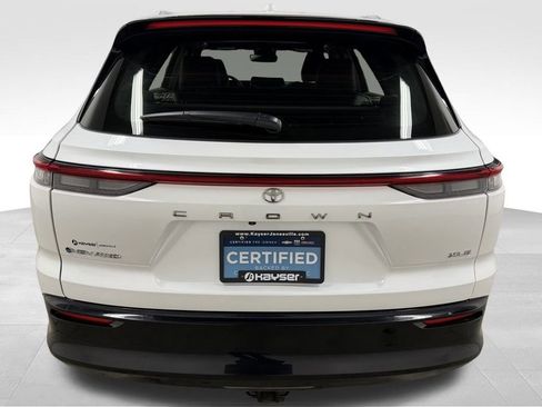 Used 2025 Toyota Crown Signia image 8