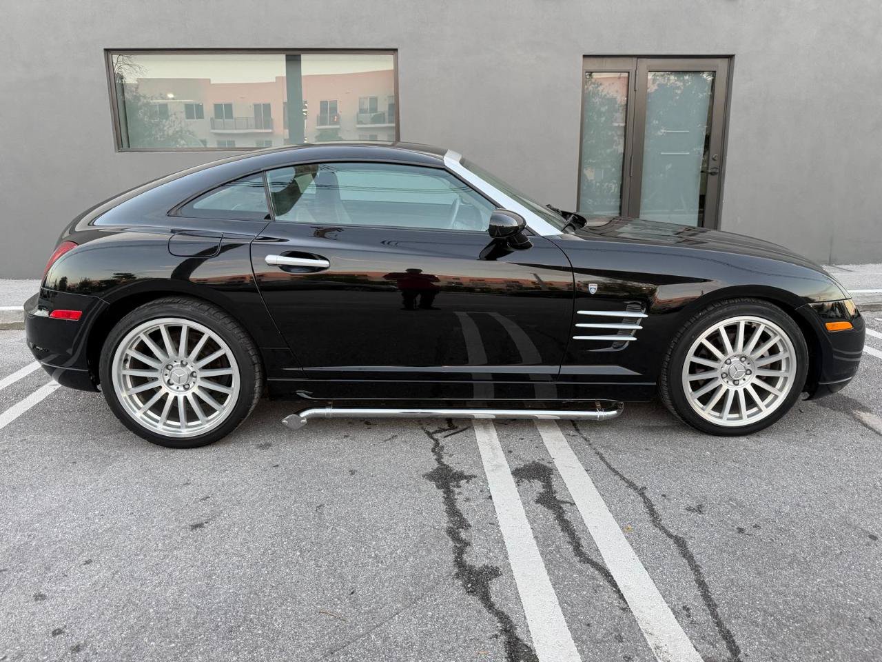 Used 2004 Chrysler Crossfire Coupe RWD image 7