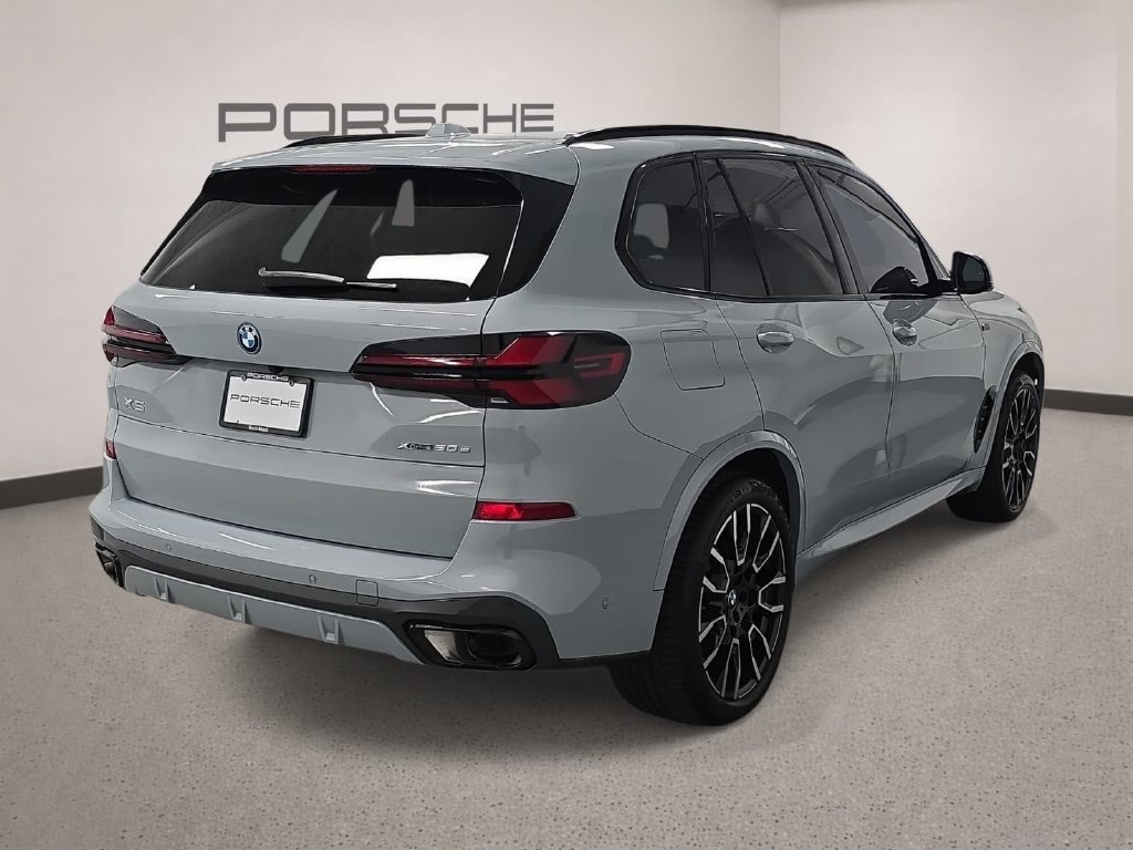 Used 2025 BMW X5 xDrive50e w/ M Sport Package AWD/4WD image 7