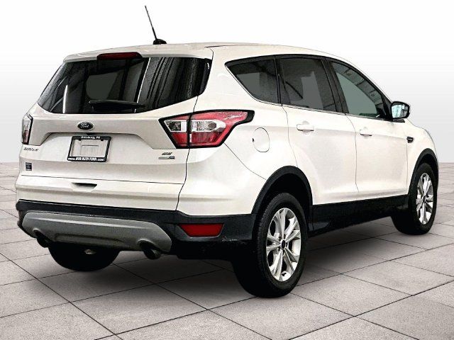 Used 2017 Ford Escape SE AWD/4WD image 11