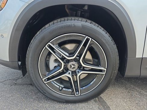 Certified 2026 Mercedes-Benz GLB 250 4MATIC image 9