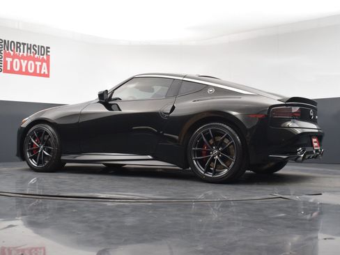 Used 2023 Nissan Z w/ Floor Mat Package (L93) RWD image 47