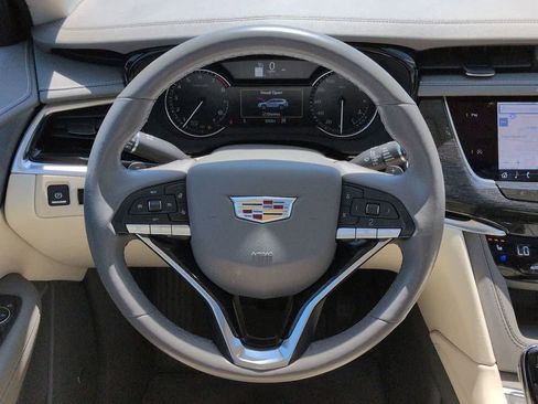 Used 2023 Cadillac XT6 Premium Luxury AWD/4WD image 24