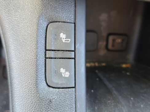 Used 2018 GMC Acadia SLT AWD/4WD image 22