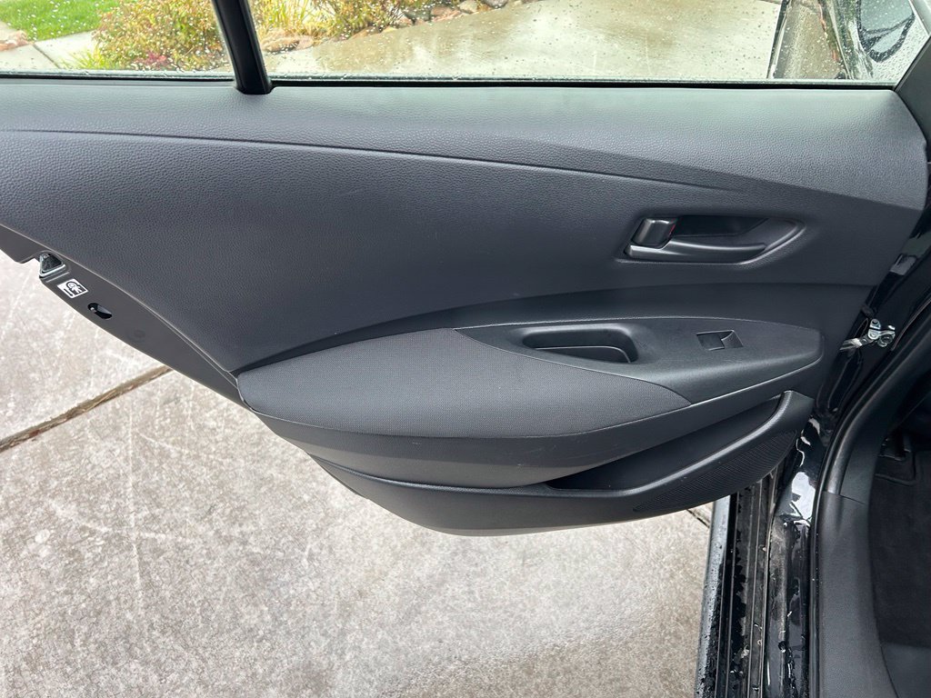 Used 2025 Toyota Corolla LE w/ Carpet Mat Package (TMS) FWD image 26