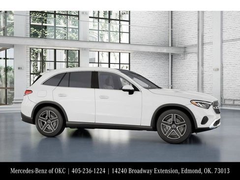 Used 2026 Mercedes-Benz GLC 300 4MATIC image 14
