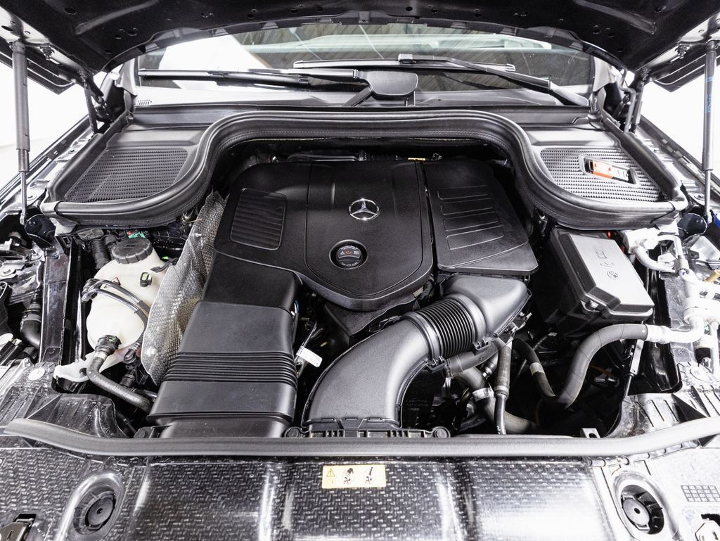Used 2025 Mercedes-Benz GLE 450e 4MATIC image 37