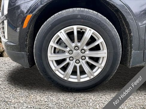 Used 2019 Cadillac XT5 AWD image 9